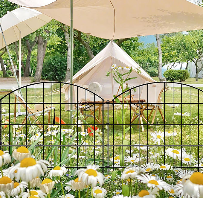 Metal Garden Fence 81cm (H) x 71cm (W)