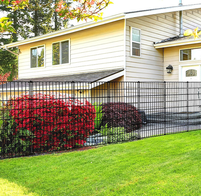 Metal Garden Fence 81cm (H) x 71cm (W)